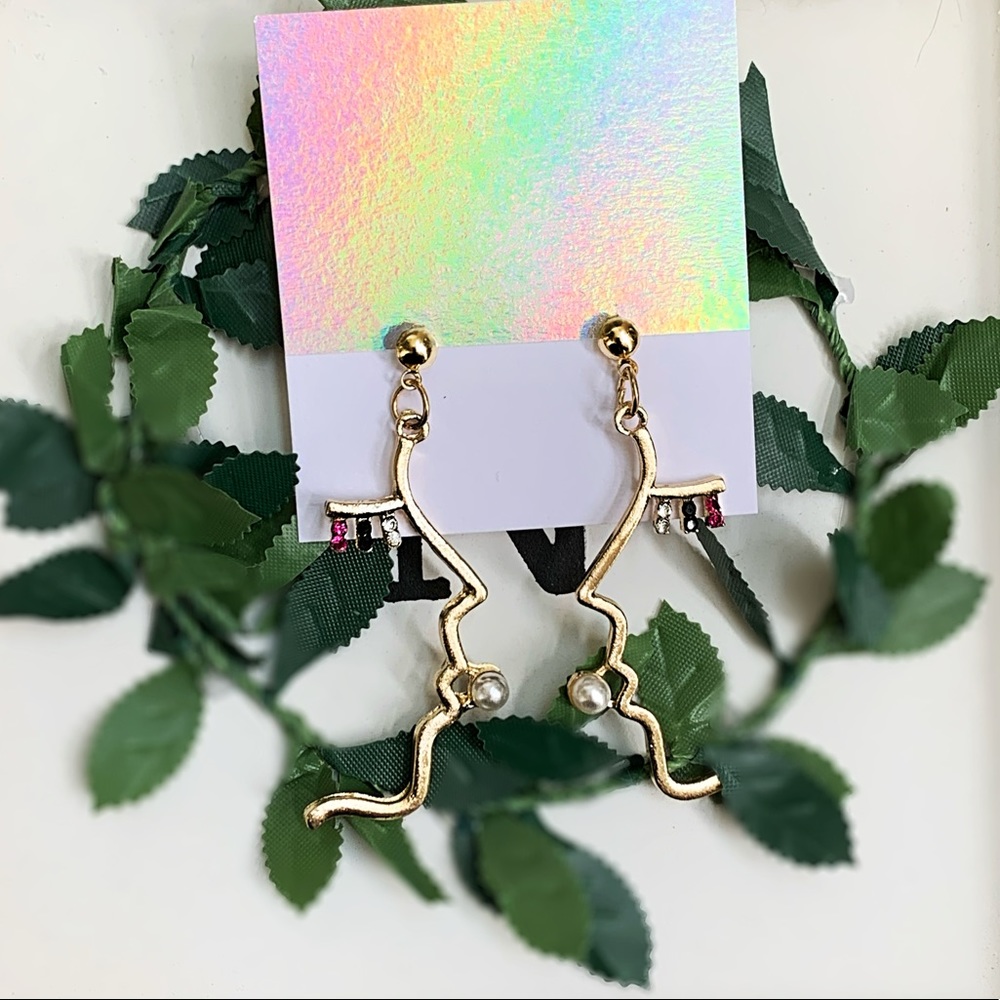 Gold Face Drop Earrings with Pearl